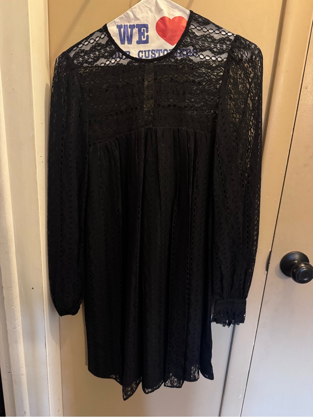 Elegant Black Lace Long-Sleeve Women's Dress